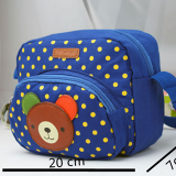 Túi xách chấm bi kết gấu
 Size: 20cm x15cmx7cm