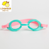 Kinh bơi thương hiệu Lemonkid Hàn Quốc
 Phu kien kem theo: hop nhua cao cấp thiết kế LEMONKID, thẻ, chứng chỉ, nhãn bảo mật
 Size: free size 2-10 tuổi (vòng đầu 48-56cm)