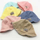 mũ rộng vành cotton đính hạt nút phong cách HQ
 Size: 1- 4 tuổi (48cm)
