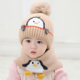 set mũ và khăn len chim cánh cụt
 Size: 1-5 tuổi (48-50cm)