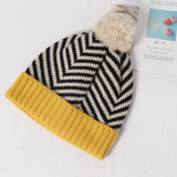 set nón len và khăn choàng kẻ sọc
 Size: 3-10 tuổi(50-52cm)