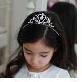vương miện công chúa số 5-Hàng Handmade tinh xảo, với nguyên phụ liệu nhập từ HQ,Hàng xuất HQ.
 Size: trên 1 tuổi